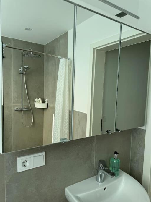 Appartement Quartier Ht13 Rheinblick à Coblence Extérieur photo